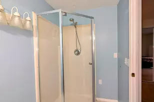 1661 NE Terrace Dr, Grants Pass, OR 97526 - Photo 9