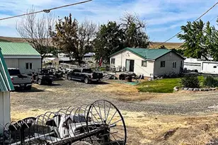 260 N E St, Lexington, OR 97839 - Photo 5