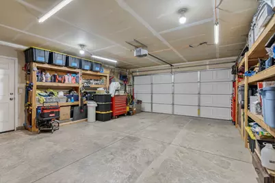 701 NW Green Forest Circle, Redmond, OR 97756 - Photo 15