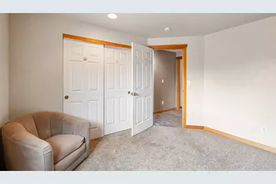 2215 SW Stonehedge Court, Redmond, OR 97756 - Photo 15