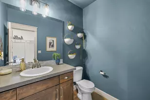 60863 Garrison Dr, Bend, OR 97702 - Photo 13