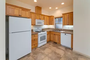 2339 NW Labiche Ln, Bend, OR 97703 - Photo 11