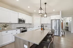 4119 SW Badger Ct, Redmond, OR 97756 - Photo 7