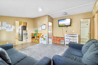 3555 S Pacific Highway #SPC 123, Medford, OR 97501 - Photo 5