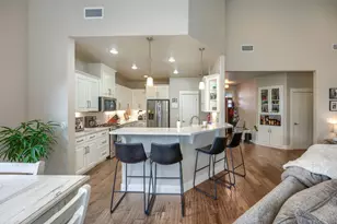 4040 Crystal Springs Dr, Medford, OR 97504 - Photo 9