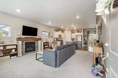 3400 NW 11th Court, Redmond, OR 97756 - Photo 3