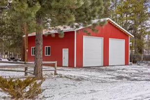 52531 Lost Ponderosa Rd, La Pine, OR 97739 - Photo 3