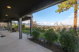 754 E California St, Jacksonville, OR 97530 - Photo 37