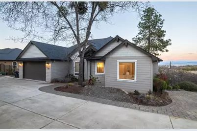 754 E California Street, Jacksonville, OR 97530 - Photo 41