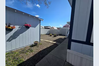 3501 Avenue C #SPC 19, White City, OR 97503 - Photo 7