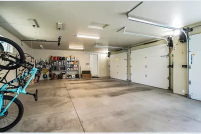 60734 Golf Village Loop, Bend, OR 97702 - Photo 33