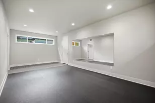 60734 Golf Village Loop, Bend, OR 97702 - Photo 23