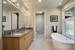 60734 Golf Village Loop, Bend, OR 97702 - Photo 17