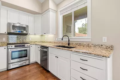 4375 Vista Pointe Drive, Medford, OR 97504 - Photo 11