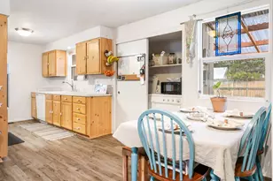 1540 NE Bear Creek Rd, Bend, OR 97701 - Photo 31