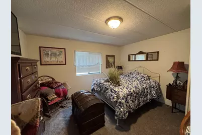 701 Tawn Cheree, Medford, OR 97501 - Photo 9