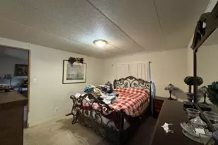 701 Tawn Cheree, Medford, OR 97501 - Photo 15