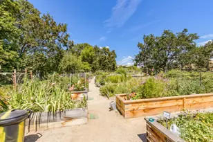 939 Mountain Meadows Cir, Ashland, OR 97520 - Photo 7