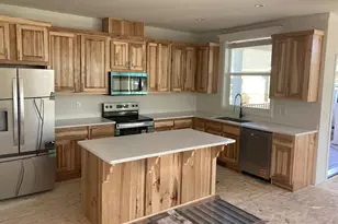 4601 S Pacific Hwy, Phoenix, OR 97535 - Photo 3