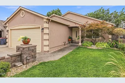 18 Scholarship Way, Medford, OR 97501 - Photo 7