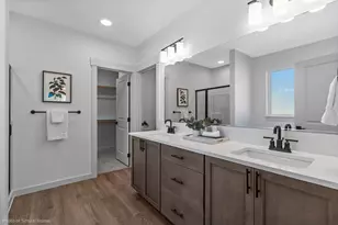 3709 Luchu St, Medford, OR 97504 - Photo 17