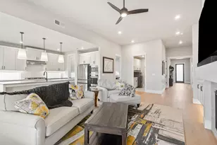 3038 NW Butte View Dr, Bend, OR 97703 - Photo 5