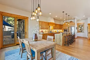 16892 Royal Coachman Dr, Sisters, OR 97759 - Photo 19