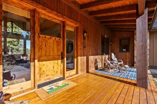 16892 Royal Coachman Dr, Sisters, OR 97759 - Photo 9