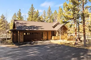 16892 Royal Coachman Dr, Sisters, OR 97759 - Photo 7