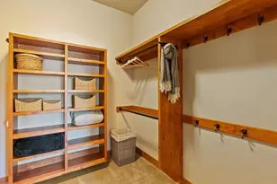 16892 Royal Coachman Dr, Sisters, OR 97759 - Photo 29