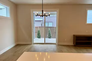 21416 SE Krakatoa Ct, Bend, OR 97702 - Photo 9