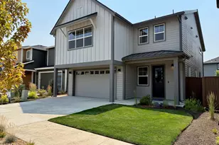 21416 SE Krakatoa Ct, Bend, OR 97702 - Photo 3