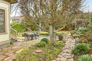 156 8th St, Ashland, OR 97520 - Photo 45