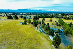 64726 Horseman Ln, Bend, OR 97703 - Photo 1