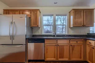 215 Jackson Creek Dr, Jacksonville, OR 97530 - Photo 9