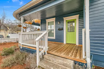 1032 W 10th Street, Medford, OR 97501 - Photo 5