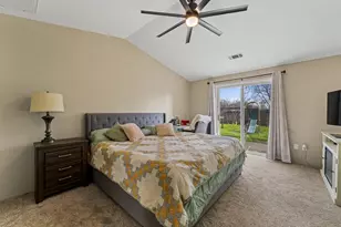 1204 Heather Ln, Central Point, OR 97502 - Photo 15