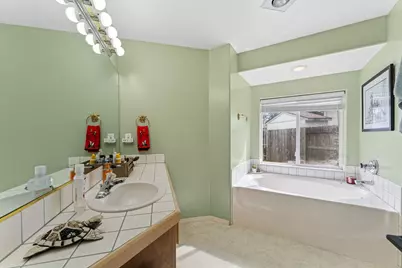 1204 Heather Lane, Central Point, OR 97502 - Photo 17