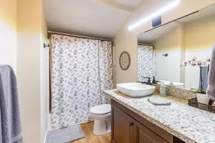 1202 NW B St, Grants Pass, OR 97526 - Photo 21