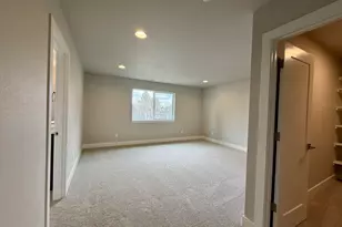 61425 SE Daybreak Ct, Bend, OR 97702 - Photo 15