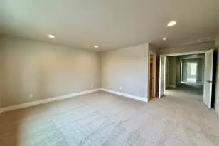 61425 SE Daybreak Ct, Bend, OR 97702 - Photo 17