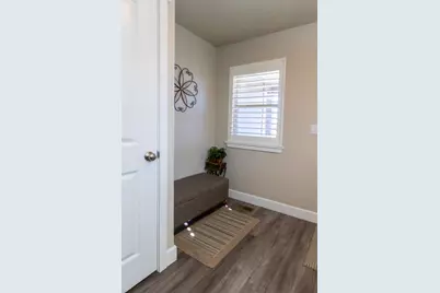 3163 NE Delmas Street, Bend, OR 97701 - Photo 3