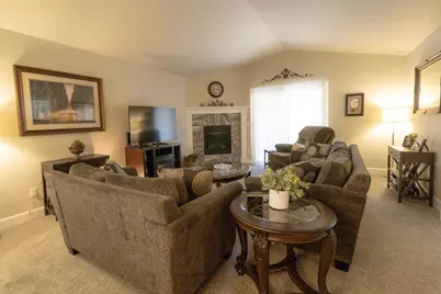 3163 NE Delmas Street, Bend, OR 97701 - Photo 9