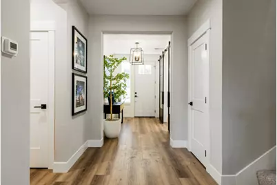 5722 Engleman Spruce Way, Klamath Falls, OR 97601 - Photo 39