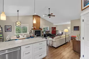 2545 NW Awbrey Rd, Bend, OR 97703 - Photo 15