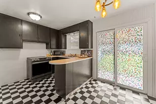 1107 SW Bridge St, Grants Pass, OR 97526 - Photo 13