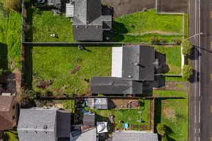 1107 SW Bridge St, Grants Pass, OR 97526 - Photo 23