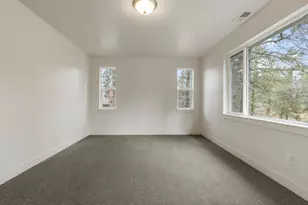 1211 Vine Maple Dr, Klamath Falls, OR 97601 - Photo 53