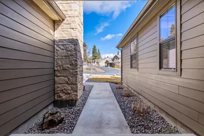 1092 Timber Ridge, Klamath Falls, OR 97601 - Photo 33