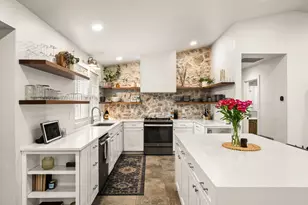 60059 Turquoise Rd, Bend, OR 97702 - Photo 11